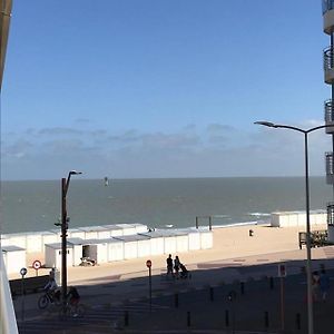 Urbanstay Suites - Beachfront Apartment In Knokke